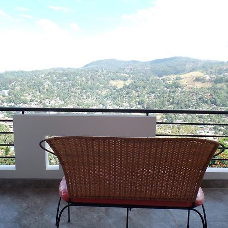 Kandyan Bluestar Villa Kültér fotó