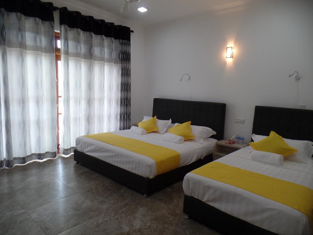 Kandyan Bluestar Villa Szoba fotó